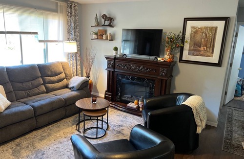 Ironwood Apartment | Relax in this charming and "feel like home comfort" newly updated apartment !