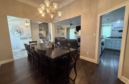 Denham Springs House | Relax in this spacious quiet home in a family-friendly neighborhood