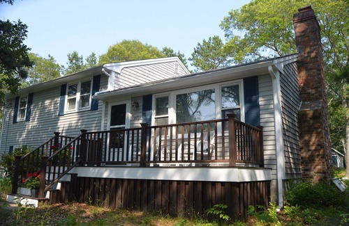 East Falmouth House | Relax In Quiet Surroundings With Beach & Golf Nearby