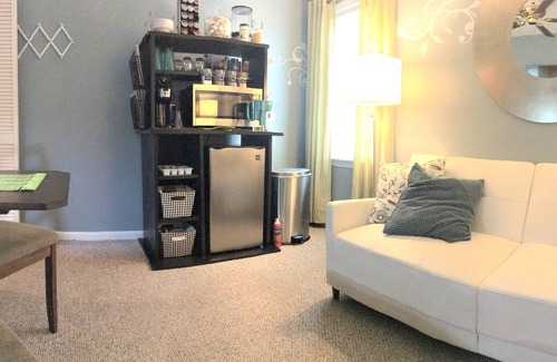 Charleston House | Relax in Your Own Private Suite in Charleston's James Island!