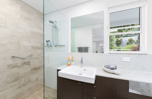 Austinmer House | Relax-Inn Austinmer. Luxury detached Guest House.