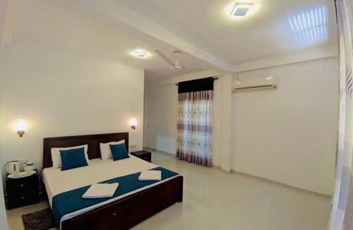 Udawalawa House | Relax Inn