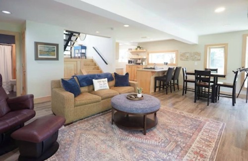 Pillager House | Relax Lakeside at Lower Sylvan Oasis, 2 Bed & 3 Bath