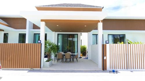 Sa Khu Villa | Relax Nai Yang beach pool Villas
