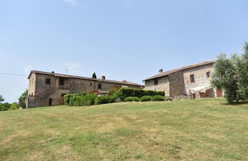 San Macario In Monte House | Relax Nella Jacuzzi in Toscana