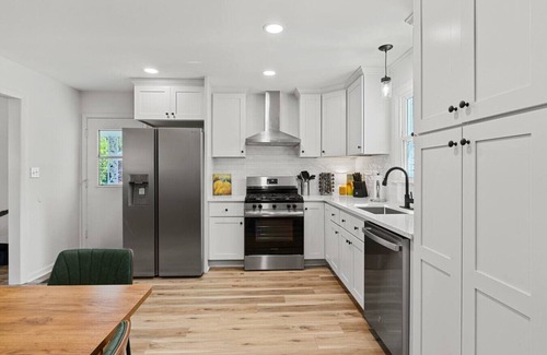 Augusta House | Relax on Castlewood - Great Beds, Outdoor Space