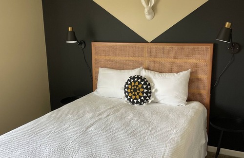 Jefferson House | Relax on Sunrise