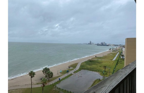 North Beach Condo | Relax on the bay Permit #2022-221502