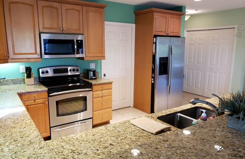Independence Square Condo | Relax @ our spacious Beach Condo. 3 Bedrooms, Bonus room & 2 Baths nSleeps 6-10