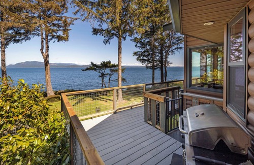 Friday Harbor House | Relax & Restore | Oceanfront Escape with Sauna & Endless Views