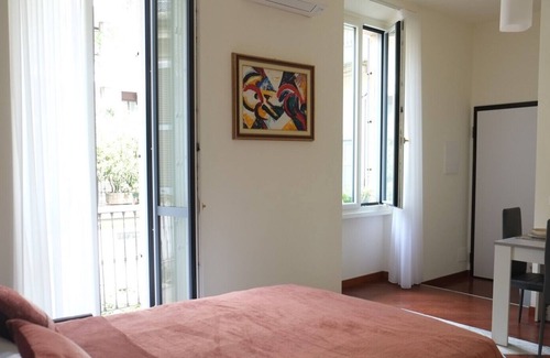 Tricolore Apartment | Relax Studio in Risorgimento/Piazza V Giornate!