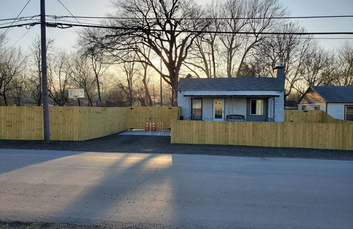 Tulsa House | Relax @ This Peaceful Entertainment & Living Oasis