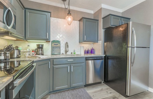 Denison House | Relax & Unwind at The Sedalia on Main