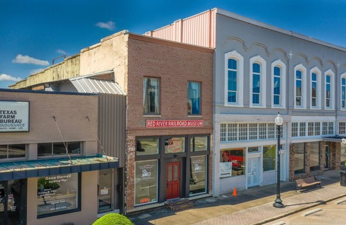 Denison House | Relax & Unwind at The Sedalia on Main