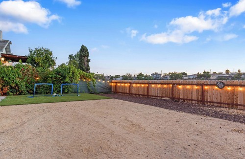 Paradise Hills Apartment | Relax & Unwind - Cozy 1 BR w/Room for 5 Guests