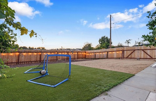 Paradise Hills Apartment | Relax & Unwind - Cozy 1 BR w/Room for 5 Guests