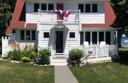 Lake Township House | Relax with the whole family at this peaceful 4 bedroom, 1.5 bath on Big Platte Lake