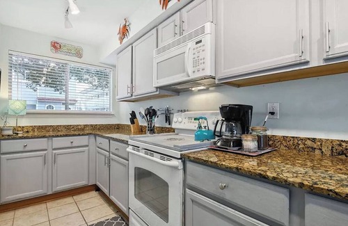 Biloxi Condo | Relax with the whole family just across from Biloxi Beach.