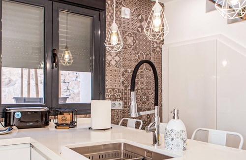Guajar Faraguit House | Relax with your family in a small town in the mountains of southern Spain.