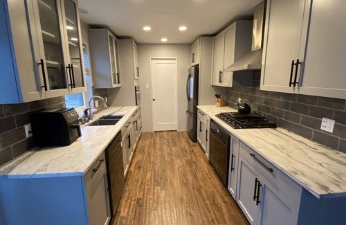 Richardson House | Relax, Work & Play near CityLine, Richardson with a pool table and swimming pool