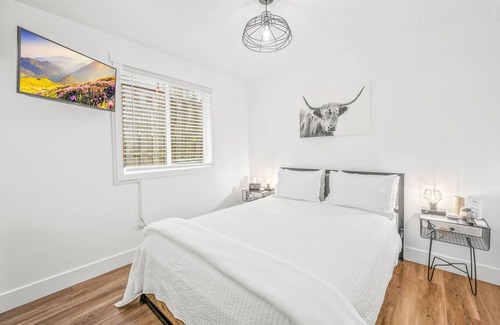 Beaverton House | Relaxation Awaits!
