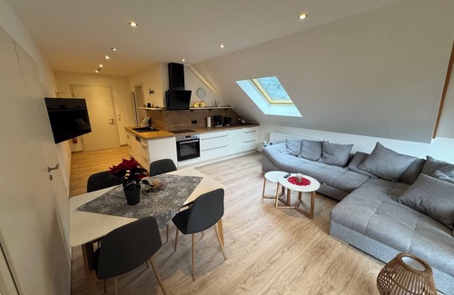 Heles Apartment | Relaxation in the forest - with swimming pool!