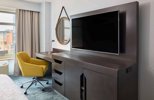Mount Vernon Triangle Hotel | Relaxation near Main Attractions | 2 Units