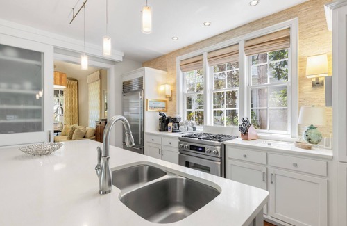 Watercolor House | Relaxation Station 30A - Beautiful Watercolor Home - Tesla Charging Station