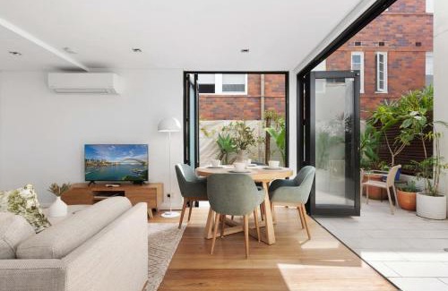 North Bondi Apartment | Relaxed Beachside Townhouse