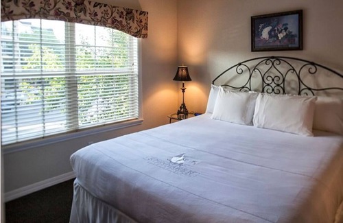 Branson Hotel | Relaxed Villa Near Branson Sites for Fun-Filled Family Time