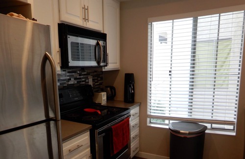 Jefferson Condo | Relaxing 1bed/1bath summer sublet 5/1-8/1