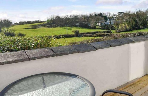 Brynteg House | Relaxing 1Br Escape - Near Beaches & Nature Walks