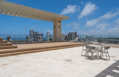 Sarasota Condo | RELAXING*1BR*Pool |Gym* Rooftop *yellowkey*