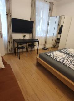 Simmering Apartment | Relaxing 2-Bed Apartment for Extended Visits