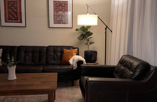 Pensacola House | Relaxing 3bedroom and 2bathroom residential home