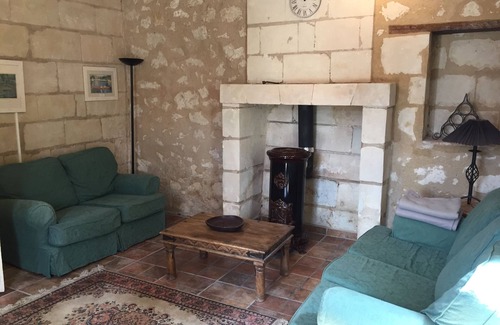 Le Guedeniau Cottage | Relaxing 4-6 Person Gite with Pool in Rural Loire, France