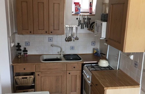 Le Guedeniau Cottage | Relaxing 4-6 Person Gite with Pool in Rural Loire, France