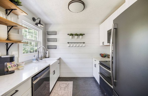 Lynchburg House | Relaxing | 4Bdrm | Near LU by Saydrajanes Properties