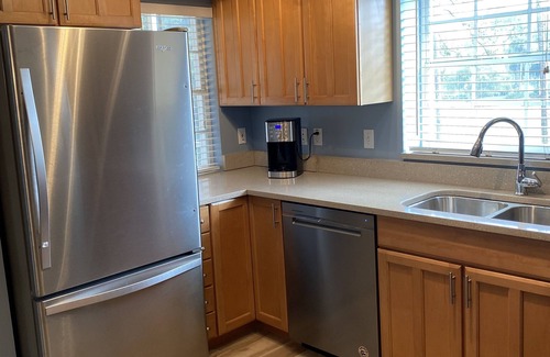 Central Naples Condo | Relaxing and peaceful at Miravista condo 5 min drive from the beach!