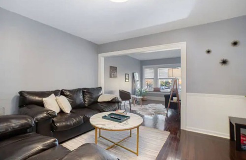 Grand Rapids Apartment | Relaxing and Spacious 2 BD apt - 5 mins from DT GR