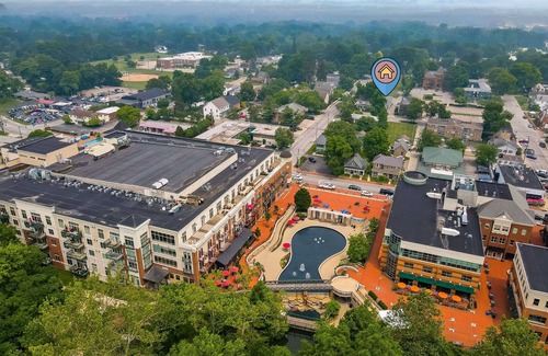 Gahanna Apartment | Relaxing apartment in an ideal location!