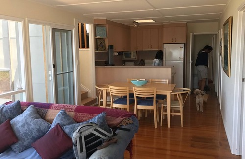 Cape Paterson House | Relaxing Beachhouse with extensive sea views