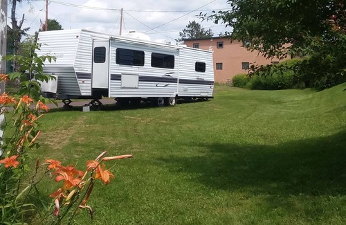 Ironwood House | Relaxing camper