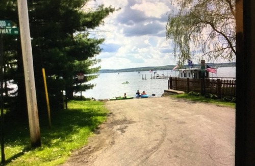 Mayville Cottage | Relaxing Chautauqua Lake Cottage for Rent