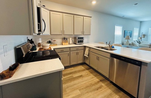 Ocean Isle Beach House | Relaxing Coastal Getaway just minutes from Sunset & Ocean Isle Beaches.