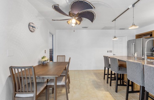 Clearwater House | Relaxing Coastal Comfort - Heated Pool