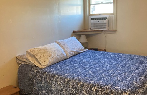 Newport East Cottage | Relaxing Cottage, minutes from the beach