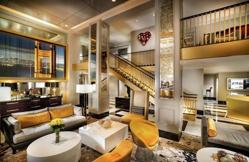 Little Saigon Hotel | Relaxing Couple Stay w/Access to Union Square