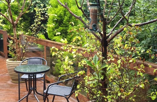 Macclesfield Cabin | Relaxing couples getaway with hot tub