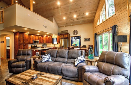 Park Rapids House | Relaxing Custom Built Lakefront Retreat with Private Dock!